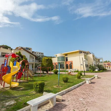 Kolaveri 3* Golem (Tirana)