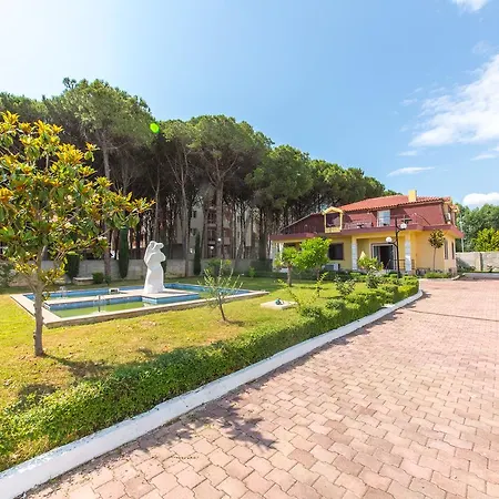 Kolaveri Semesteranläggning (resort) 3*