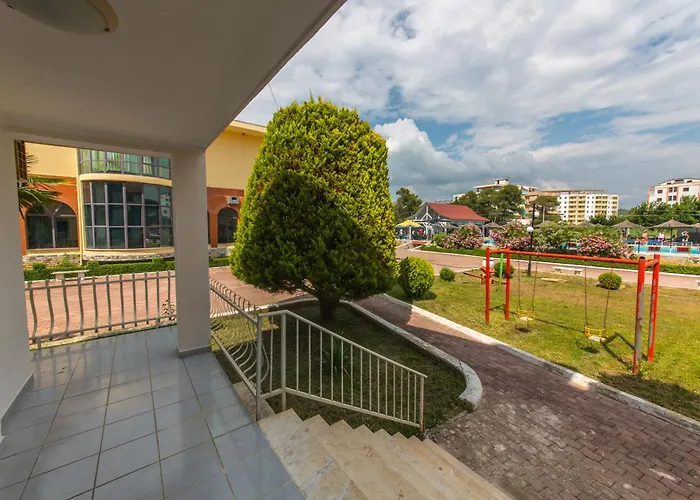 Resort Kolaveri Golem (Tirana)