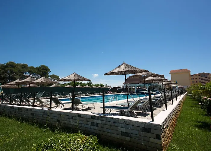 Kolaveri Golem (Tirana)