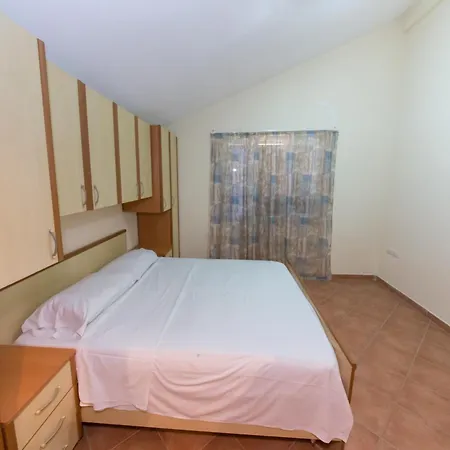 Kolaveri 3* Golem (Tirana)