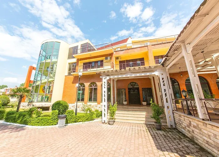 Kolaveri Golem (Tirana)